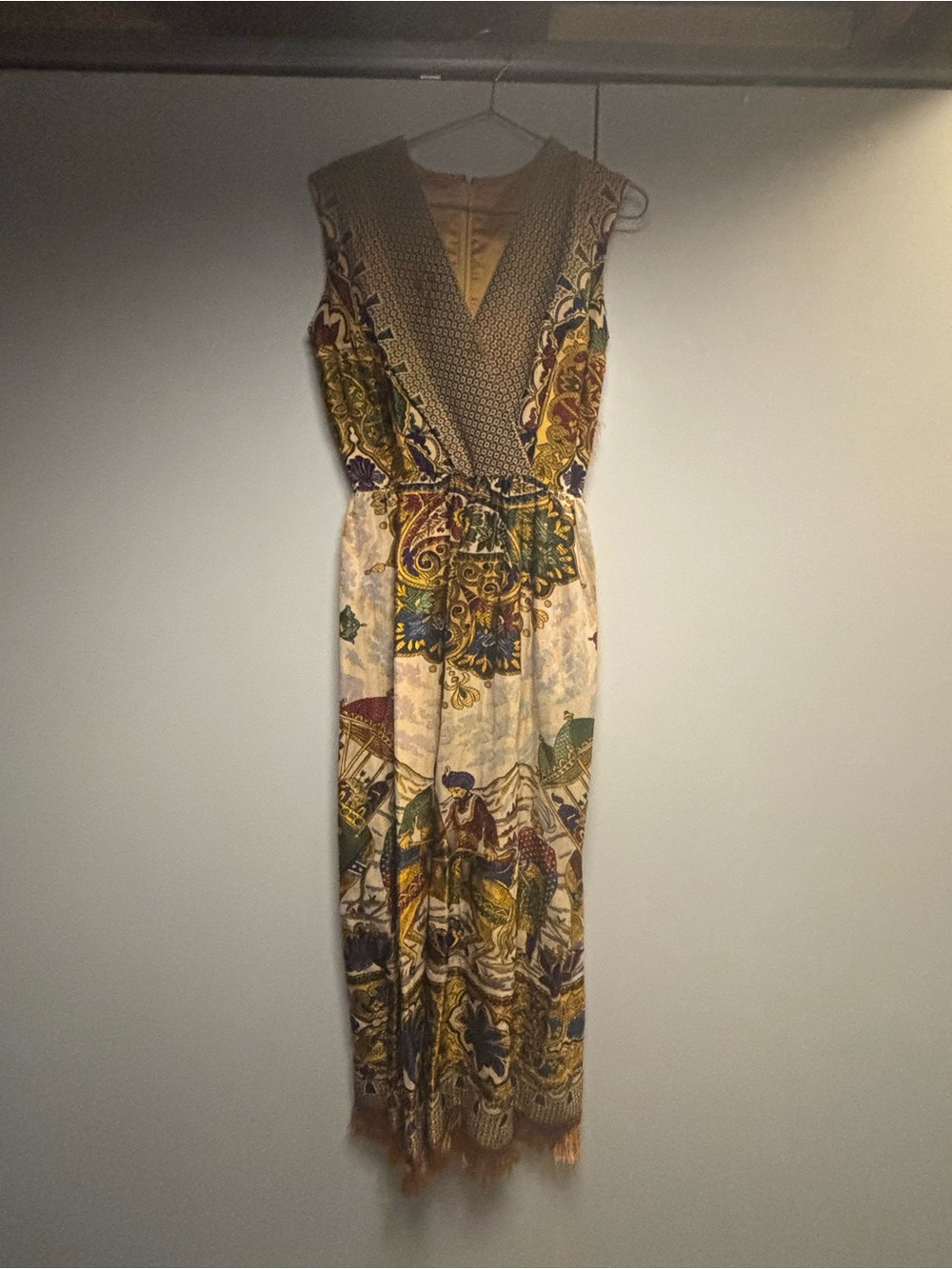 Vintage Sleeveless 1970´V-Neck Tapestry Jumpsuit